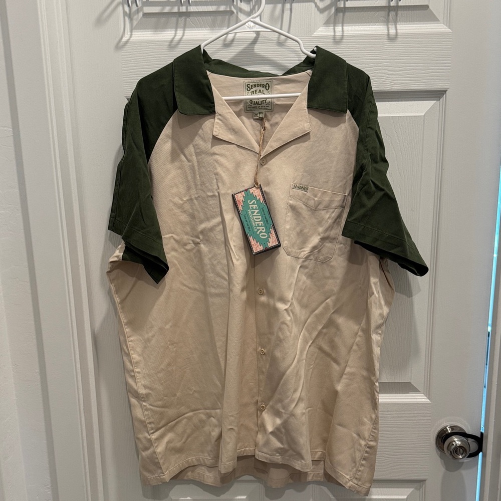 Sendero Provisions Embroidered Button Down